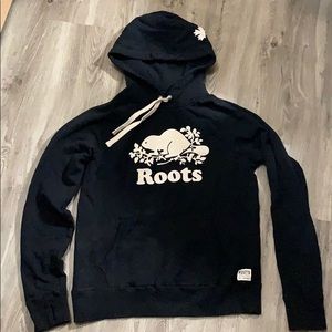 M roots sweater!!